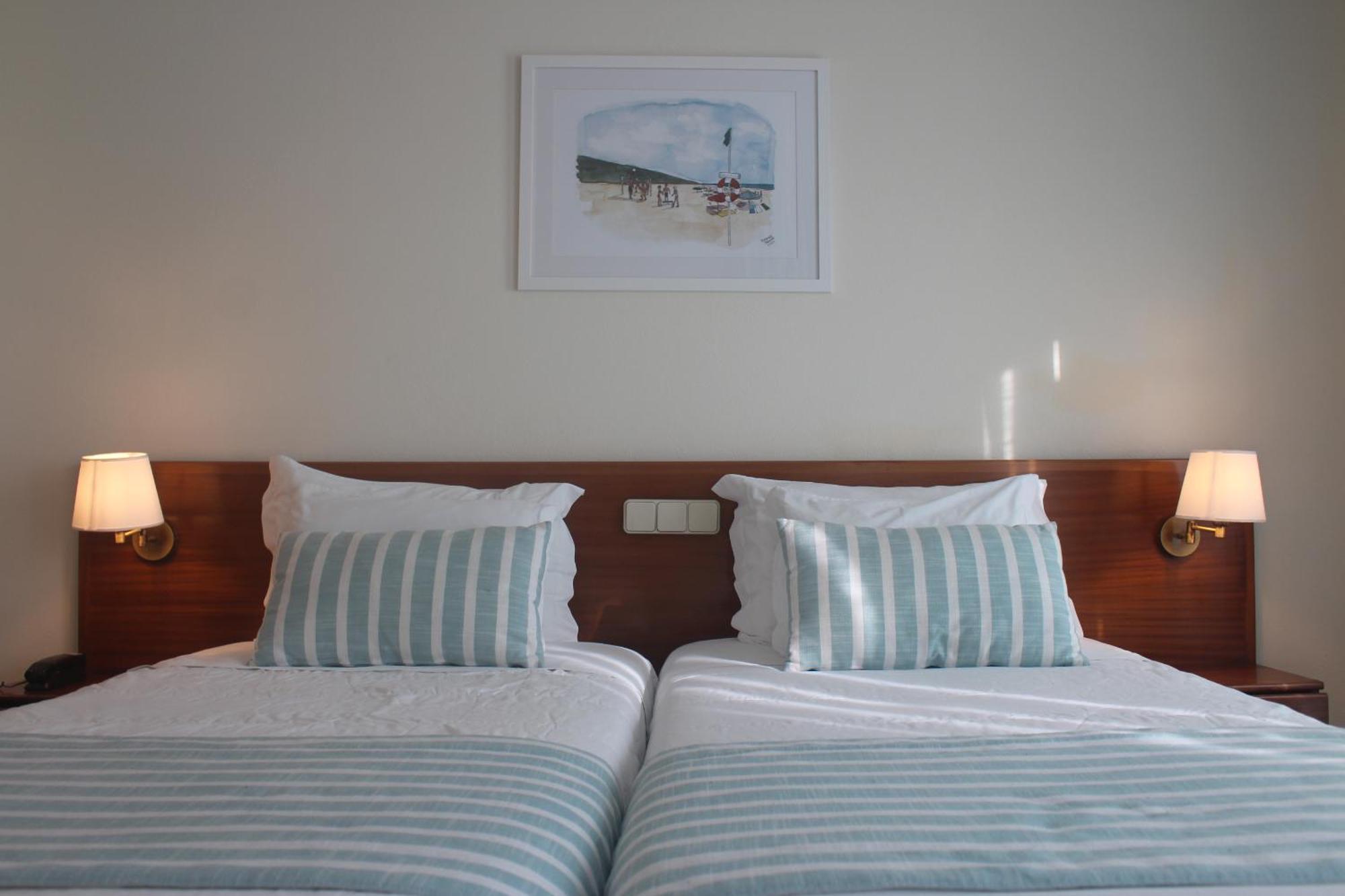 Hotel Santo Antonio Da Baia Сан-Мартинью-ду-Порту Экстерьер фото